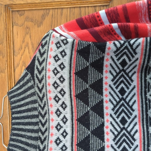 Title Nine Yarnspinner Knit Wool Blend Washable Sweater Full Zip XS Red Gray - Picture 6 of 8